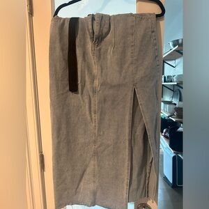 Oak and Fort Belted Jean Midi Skirt! Size L, never worn.